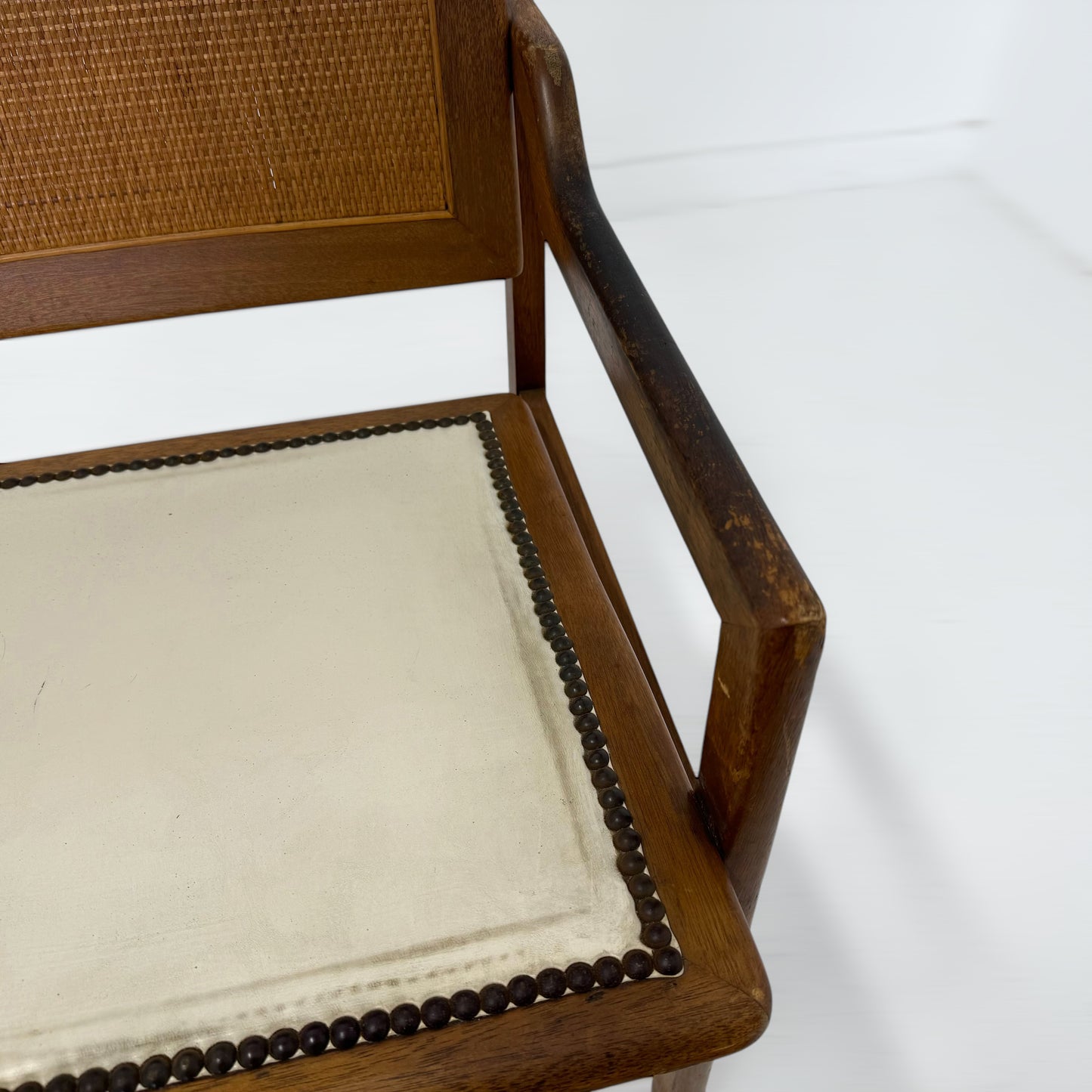 アームチェア ホワイトレザー