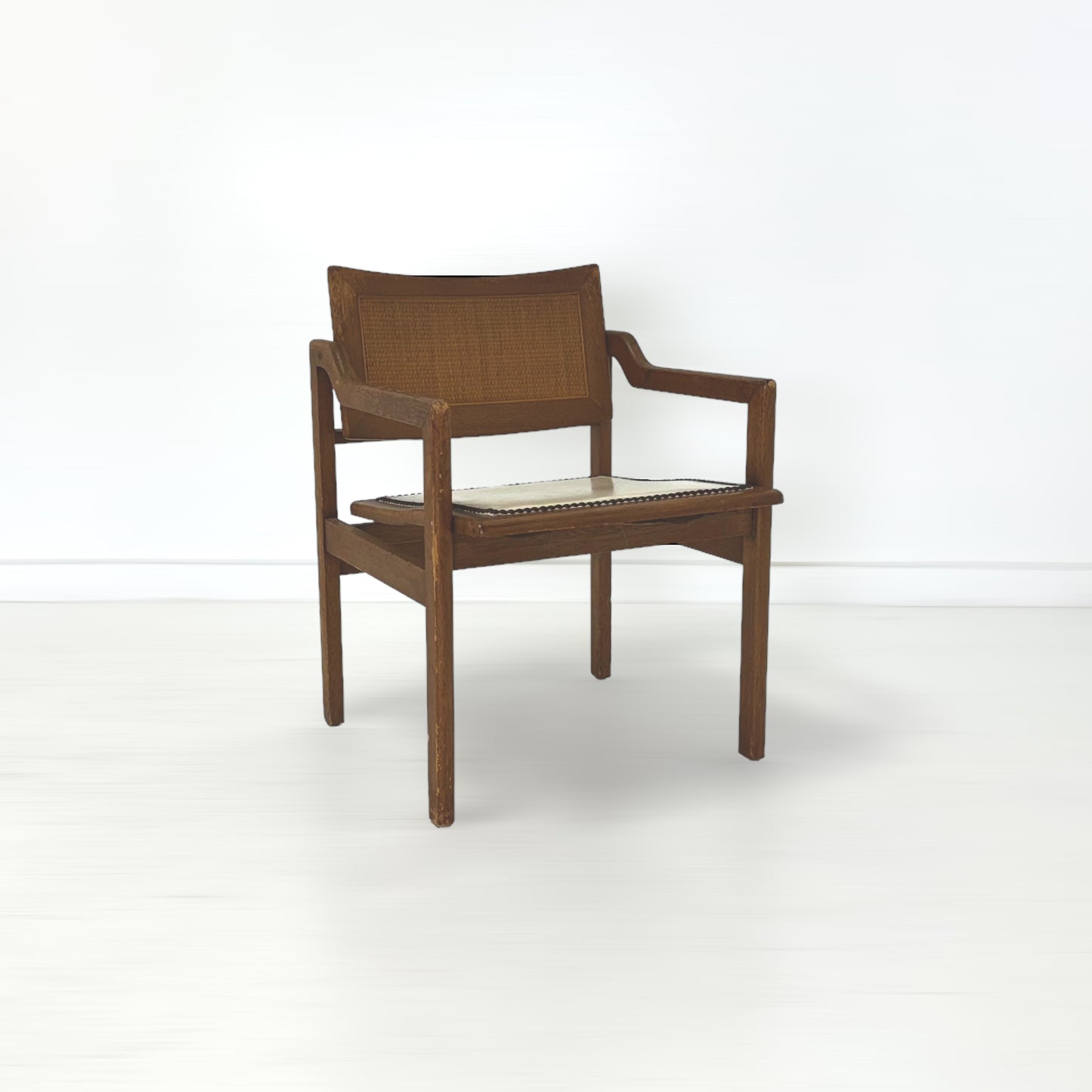 アームチェア ホワイトレザー