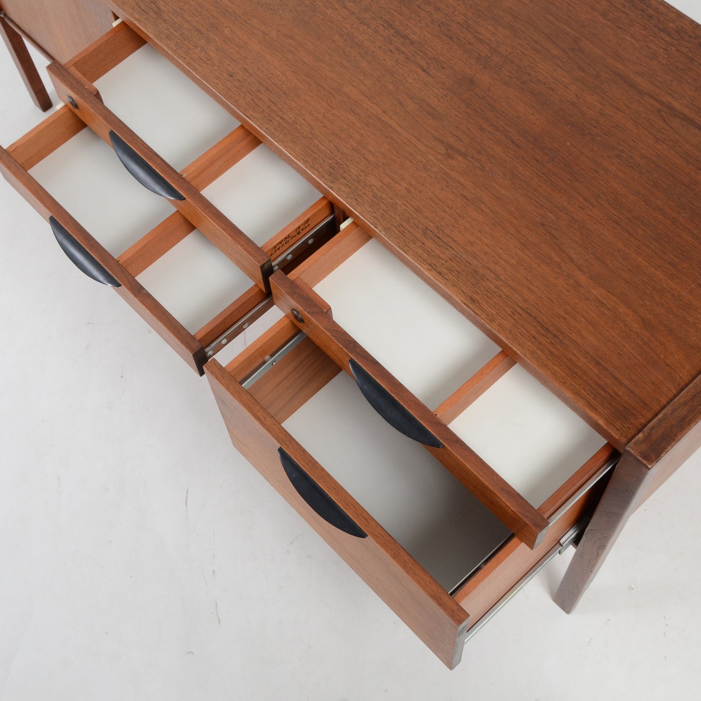 ファイルキャビネット Jens Risom(ジャン･リソム)