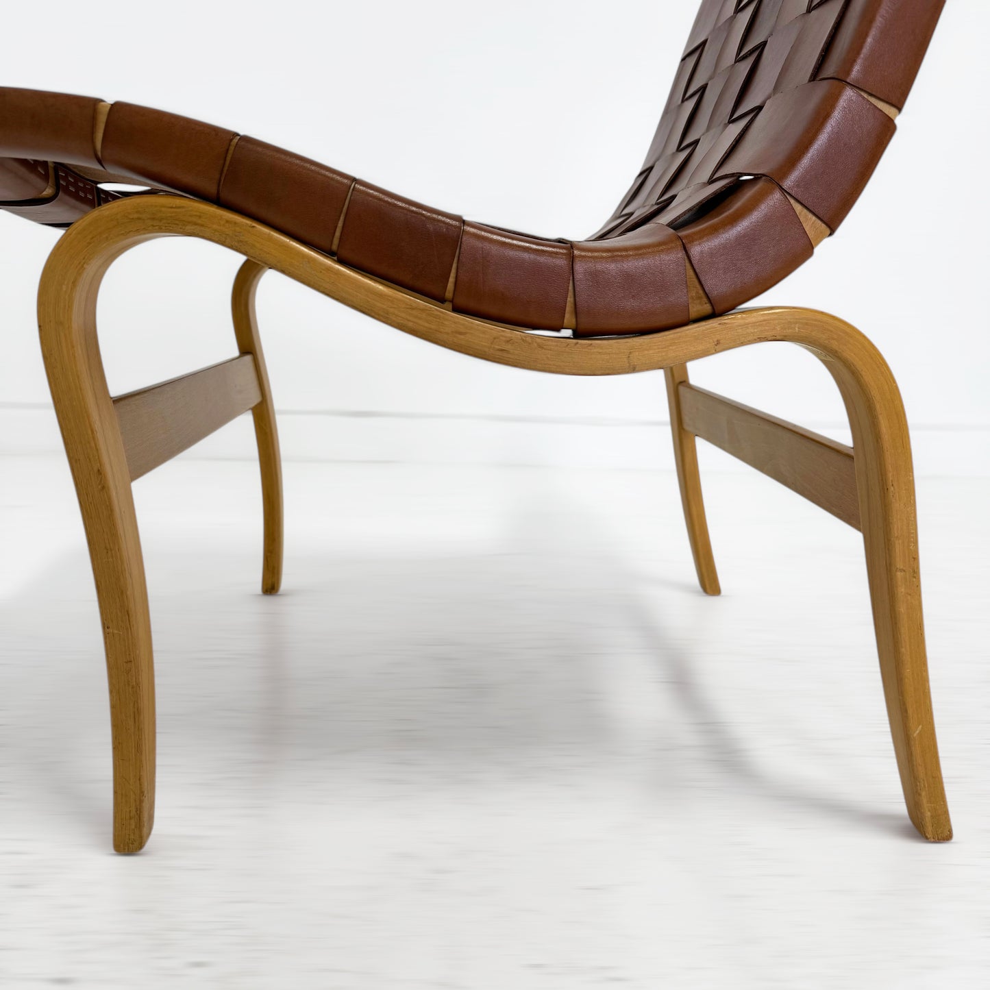 EVA ラウンジチェア (ブルーノ･マットソン)