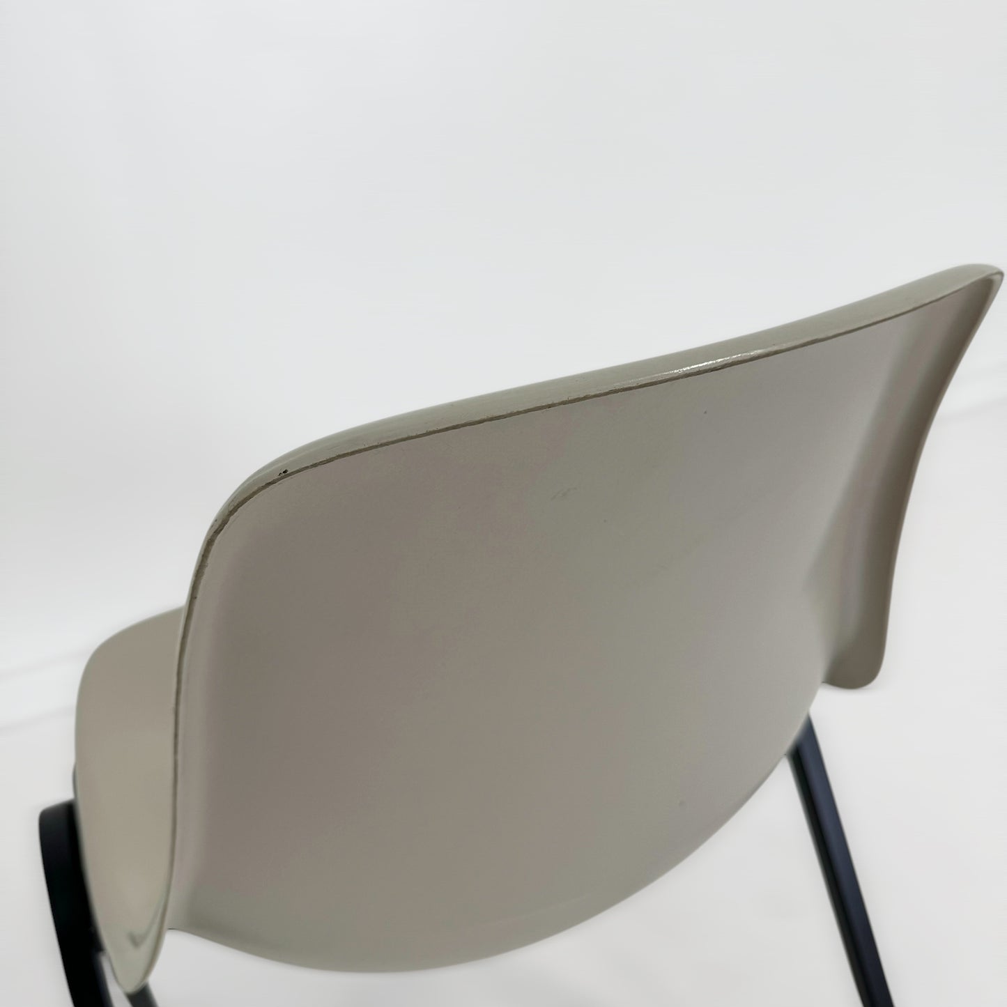 スタッキングチェア