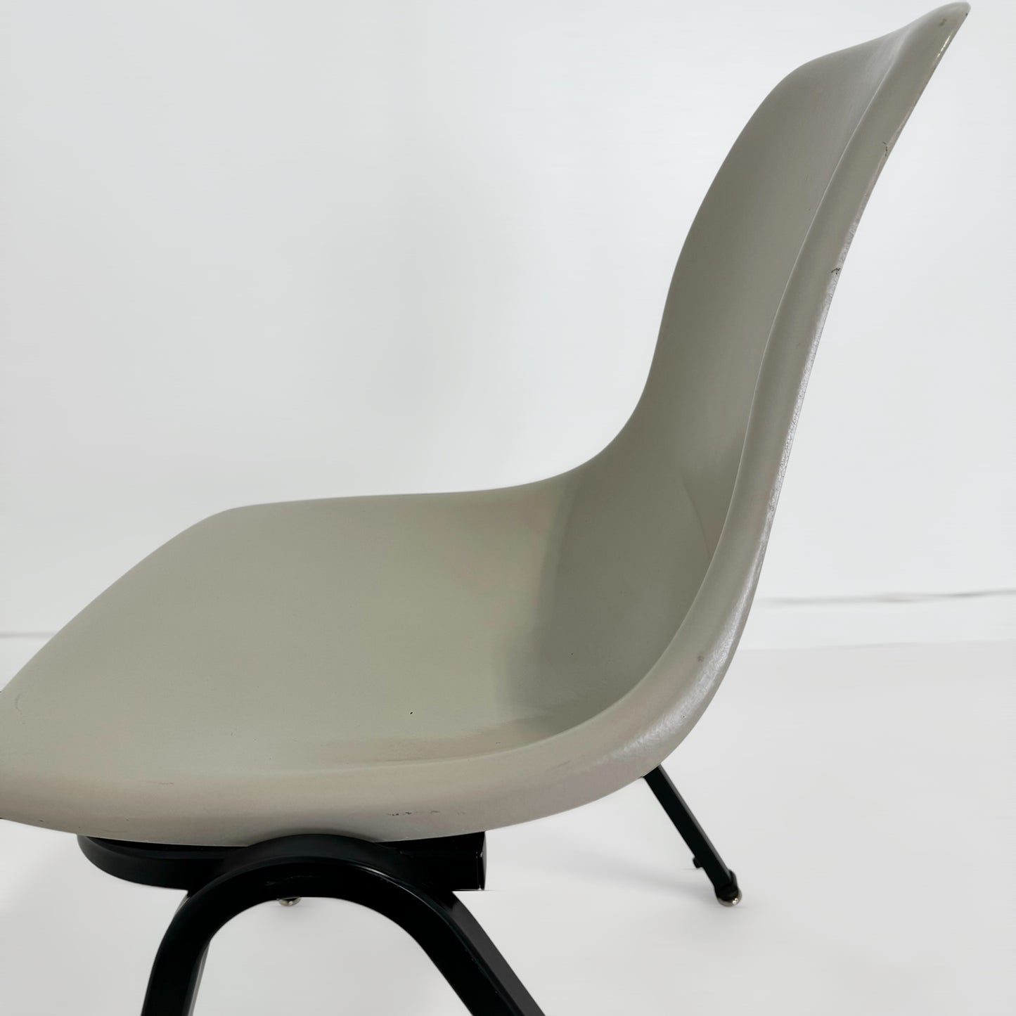 スタッキングチェア