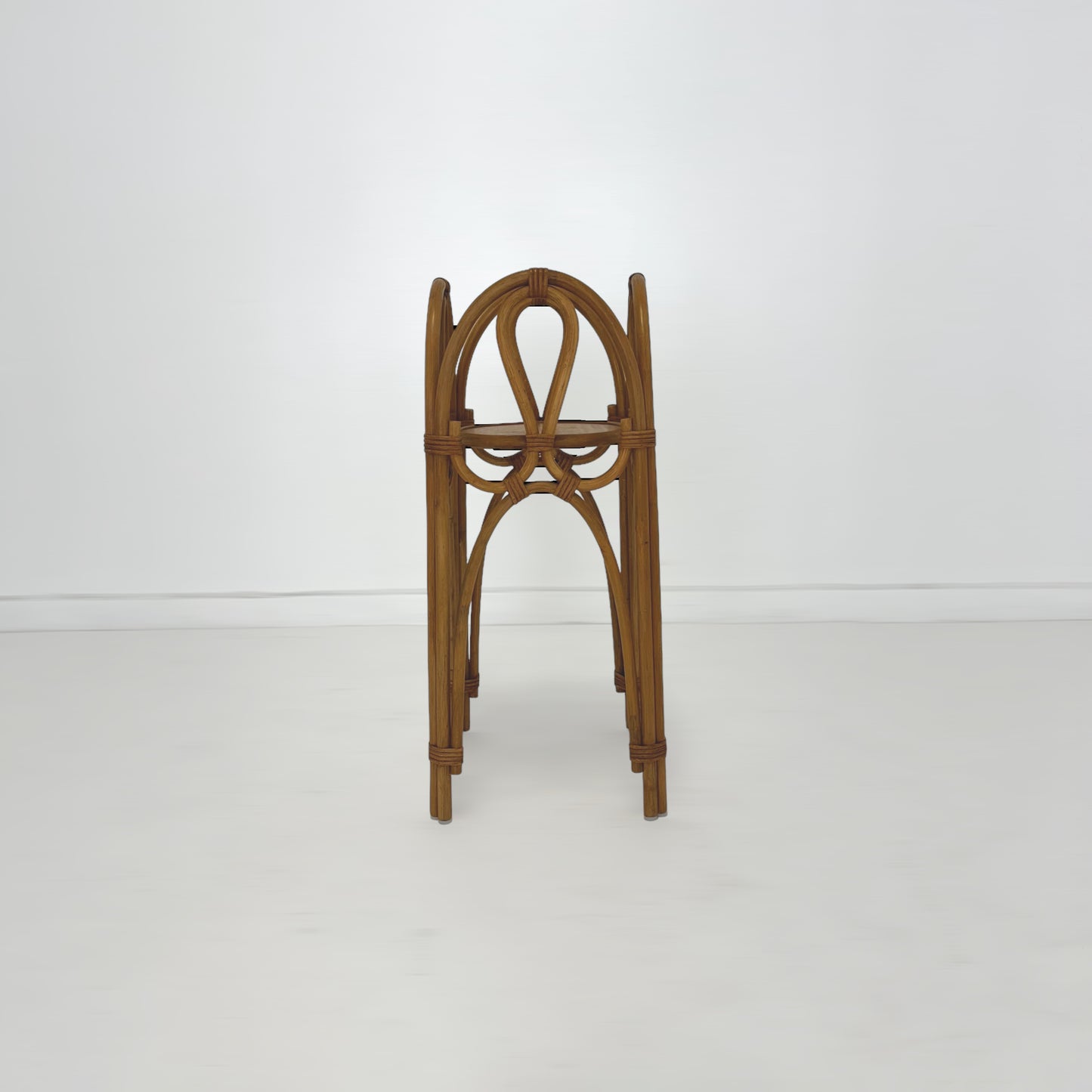 ラタンプラントスタンド