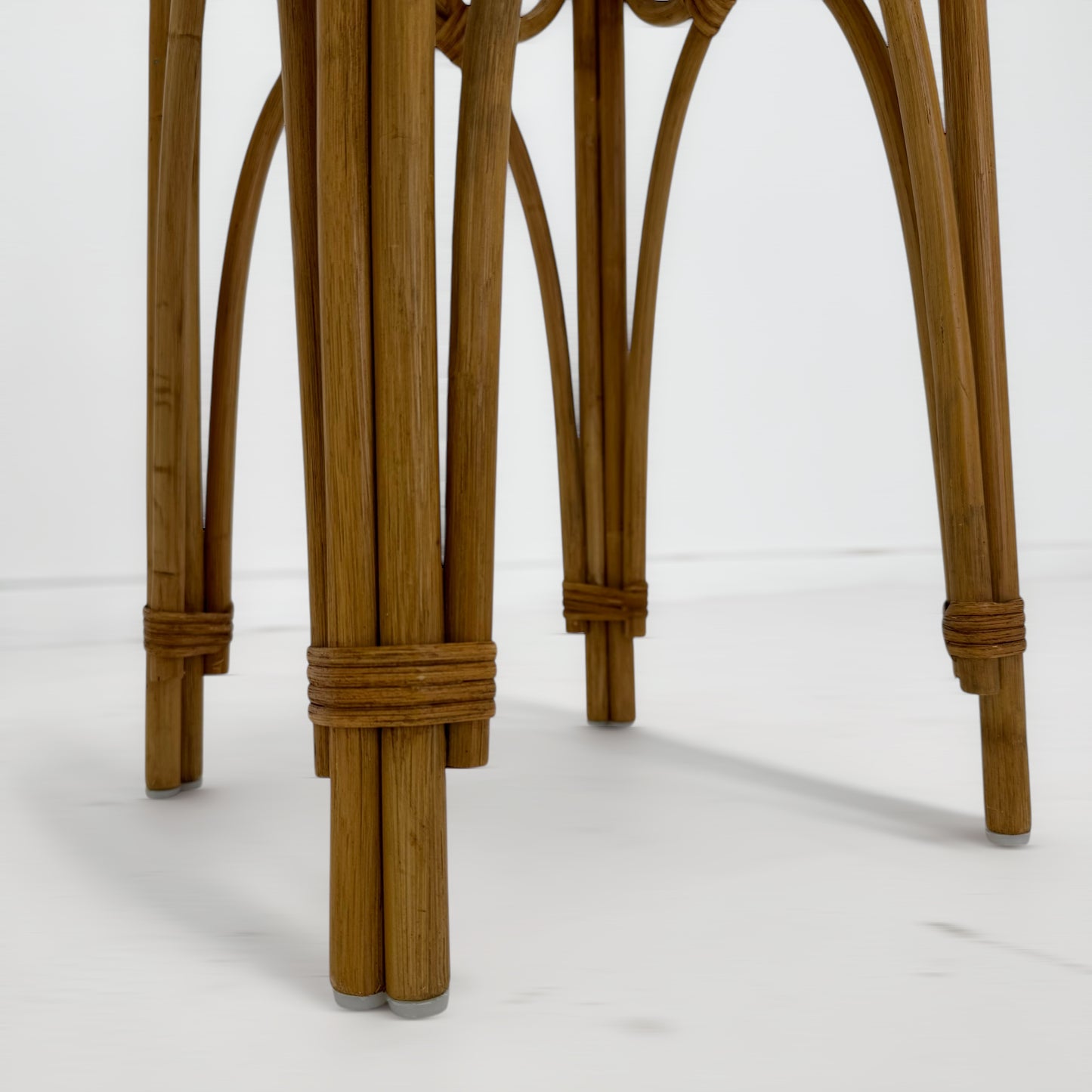 ラタンプラントスタンド