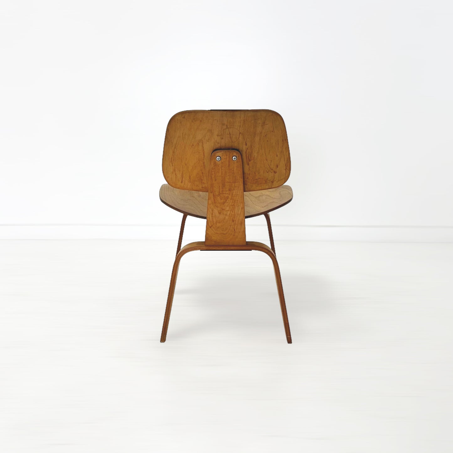 イームズチェア DCW