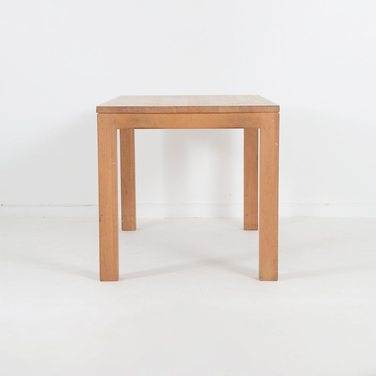 ナチュラルダイニングテーブル