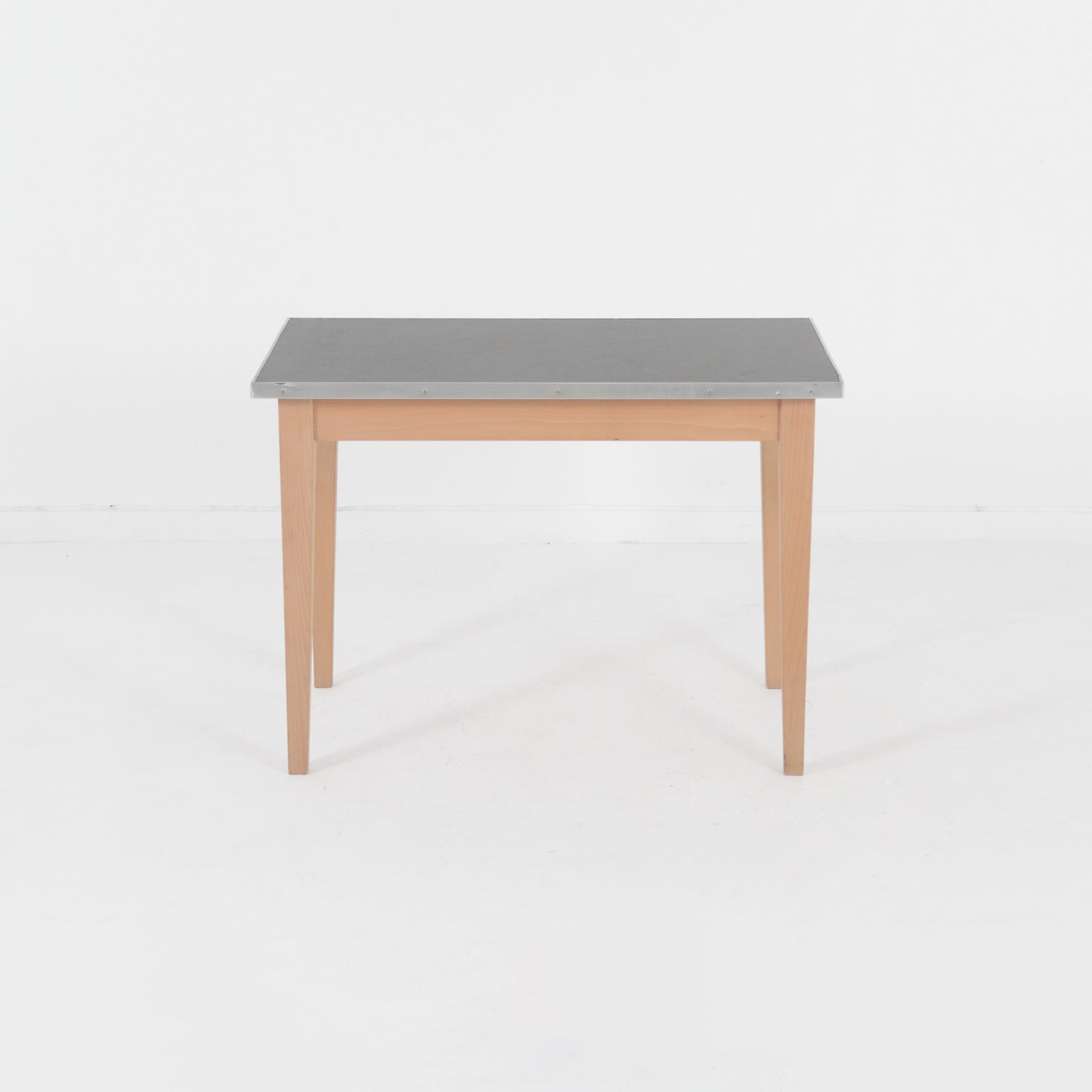 ブラックトップテーブル