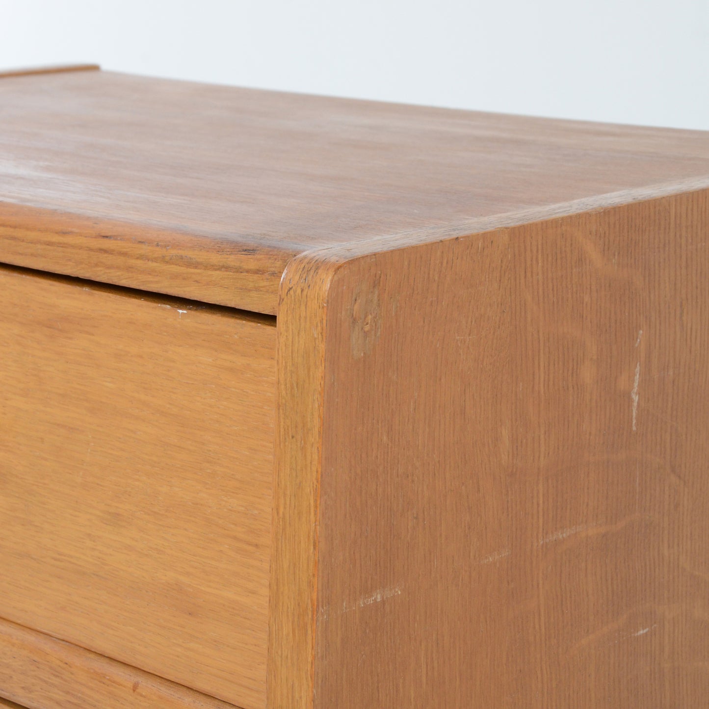 サイドチェスト