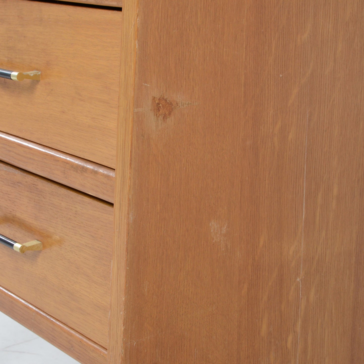 サイドチェスト