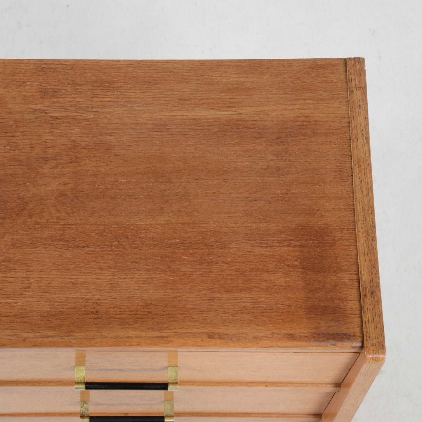 サイドチェスト