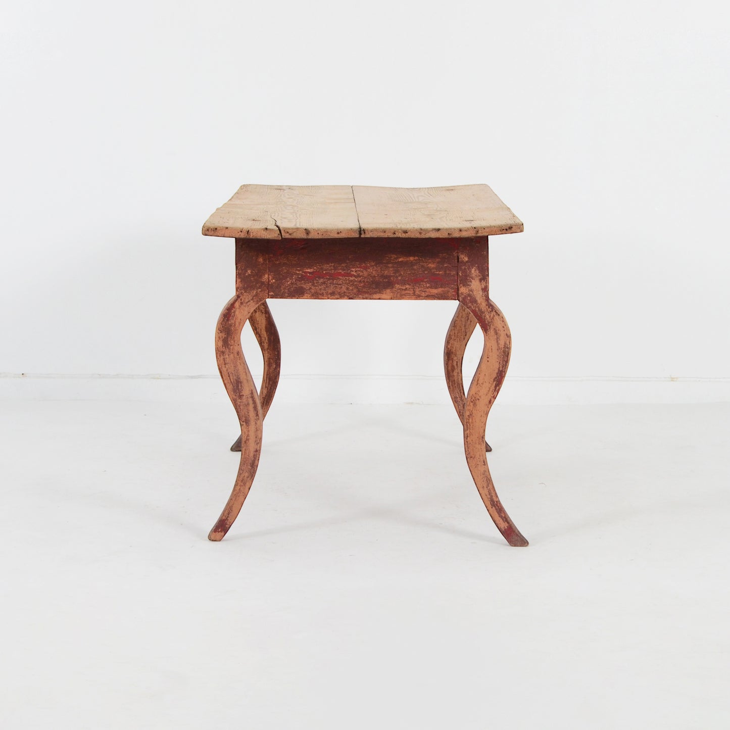 ダイニングテーブル