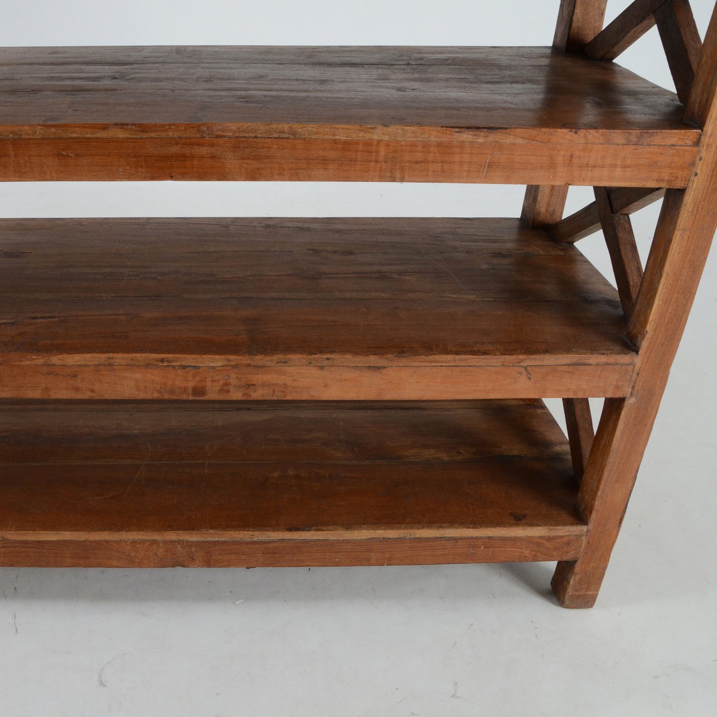 ウッドハイシェルフ