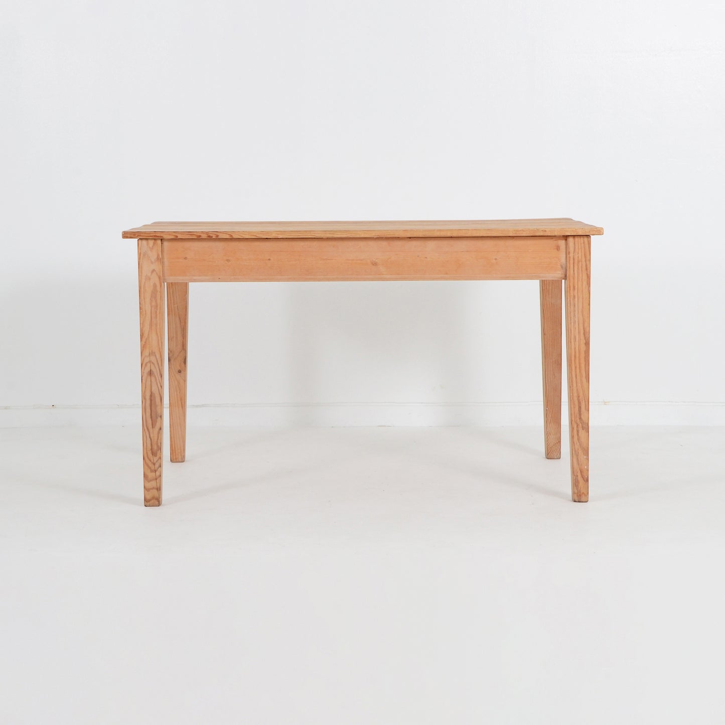 パインウッドテーブル