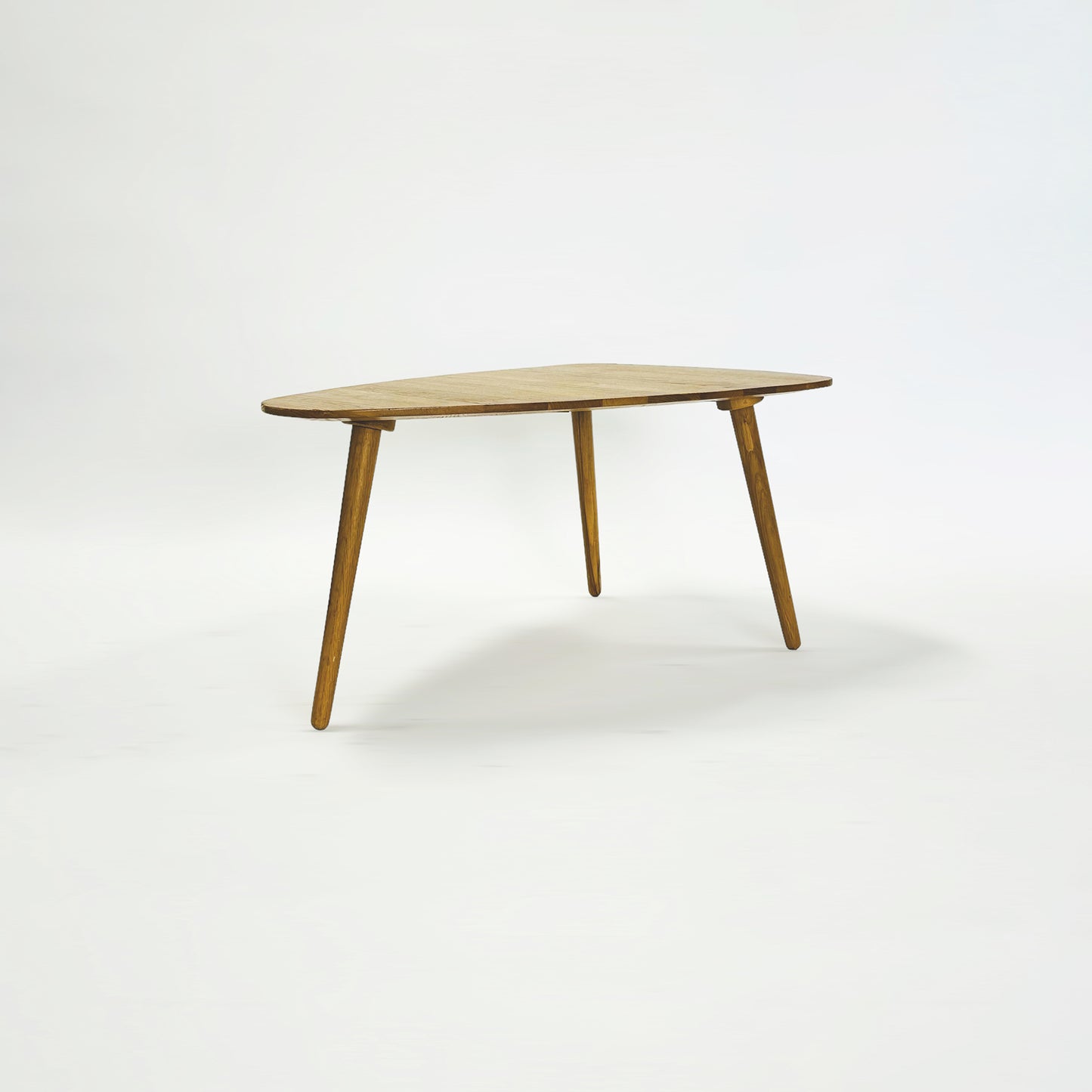 コーヒーテーブル