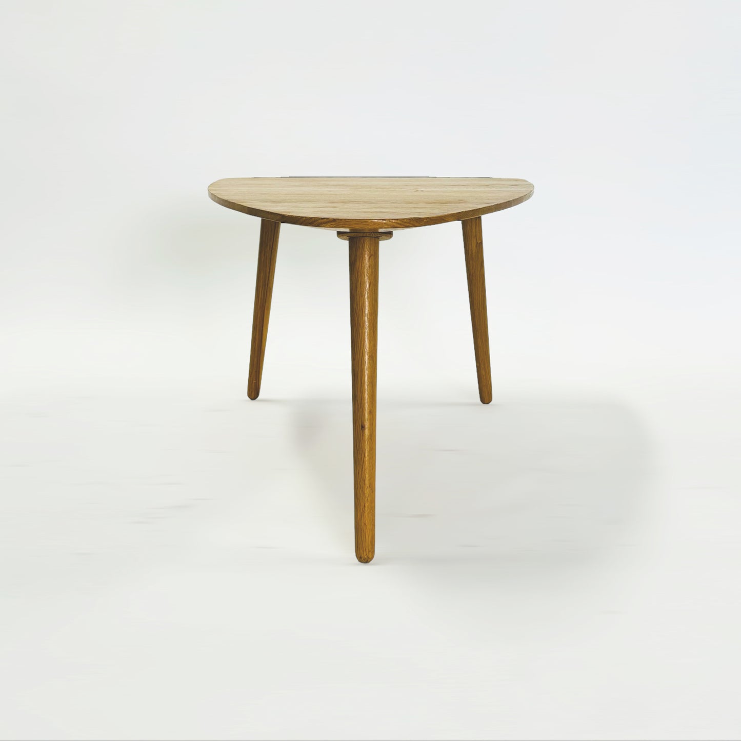 コーヒーテーブル