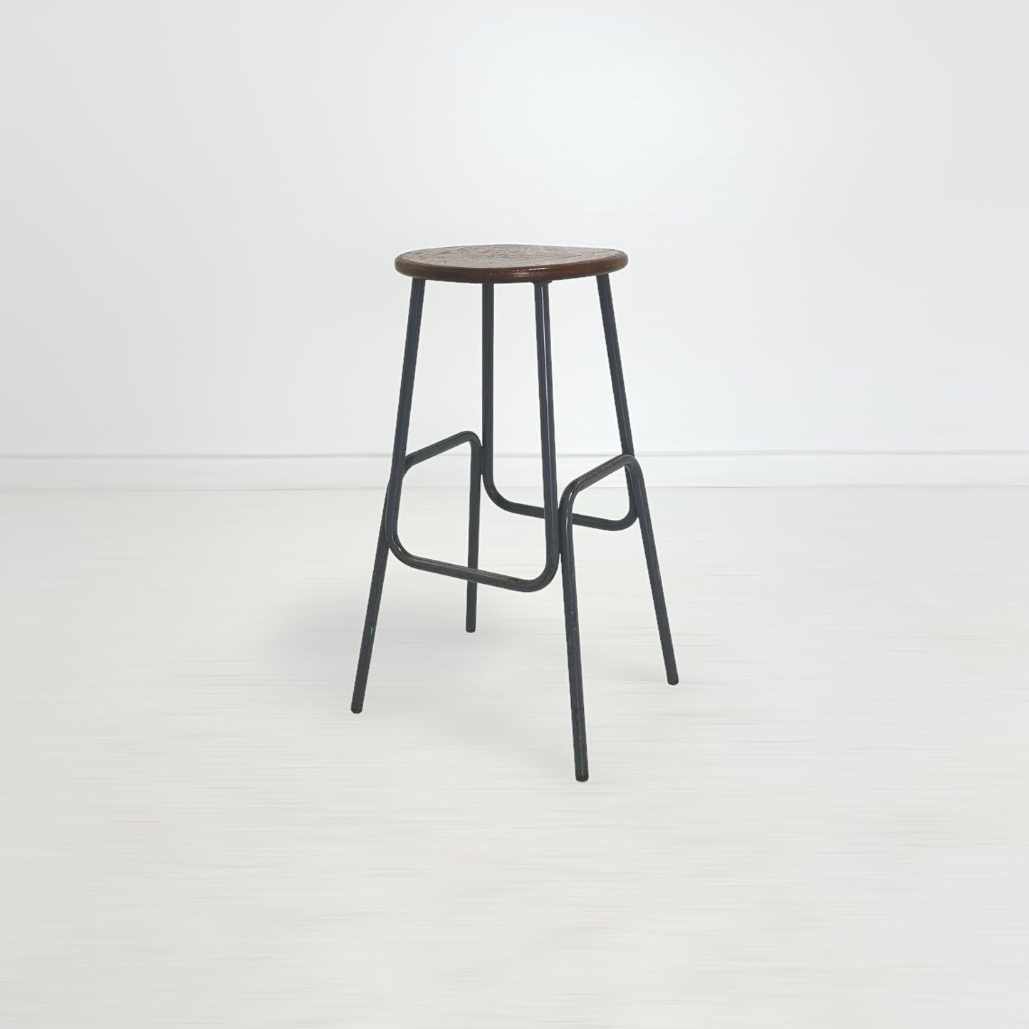 カウンタースツール