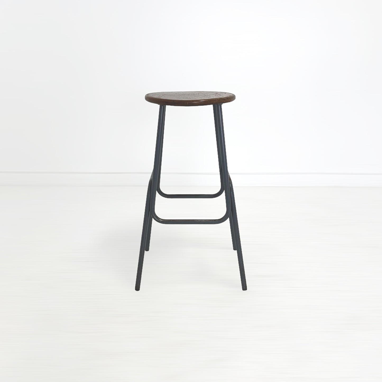 カウンタースツール