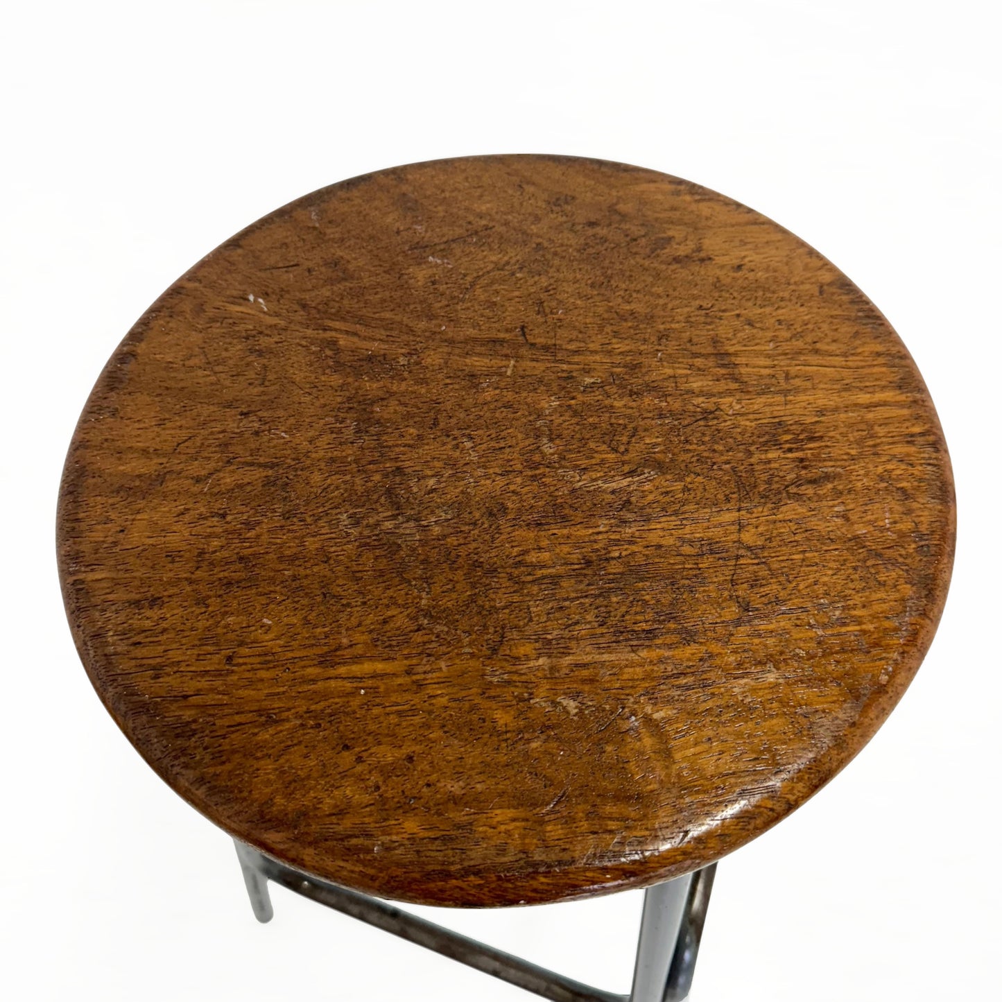 カウンタースツール