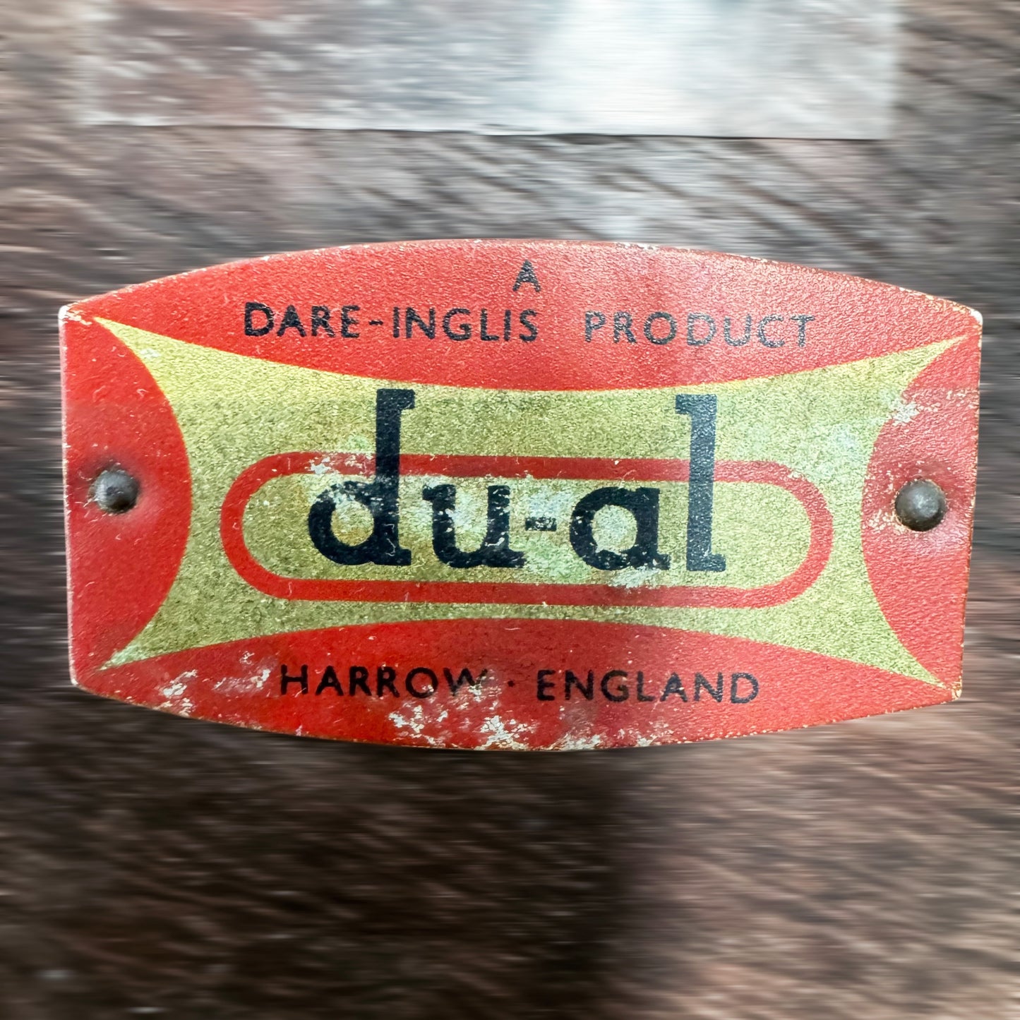 カウンタースツール