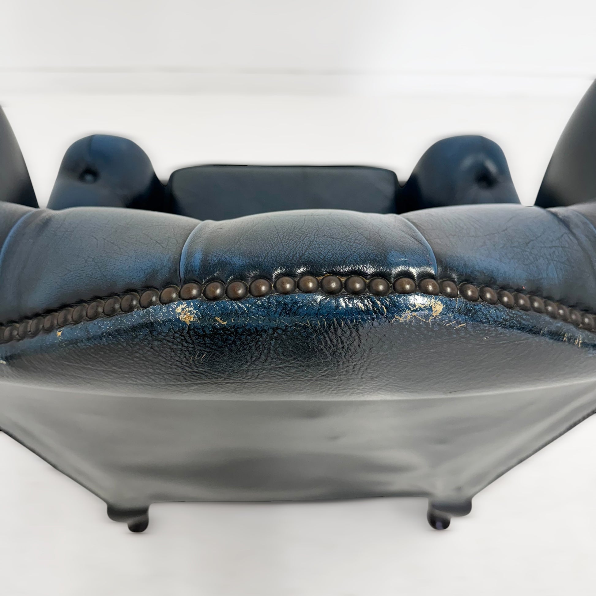 背面革剥がれ有り