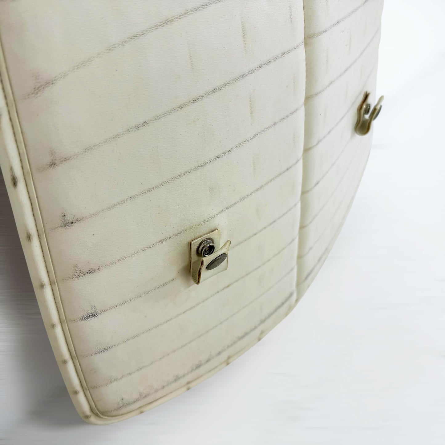 Harry Bertoia サイドチェア Model No.420