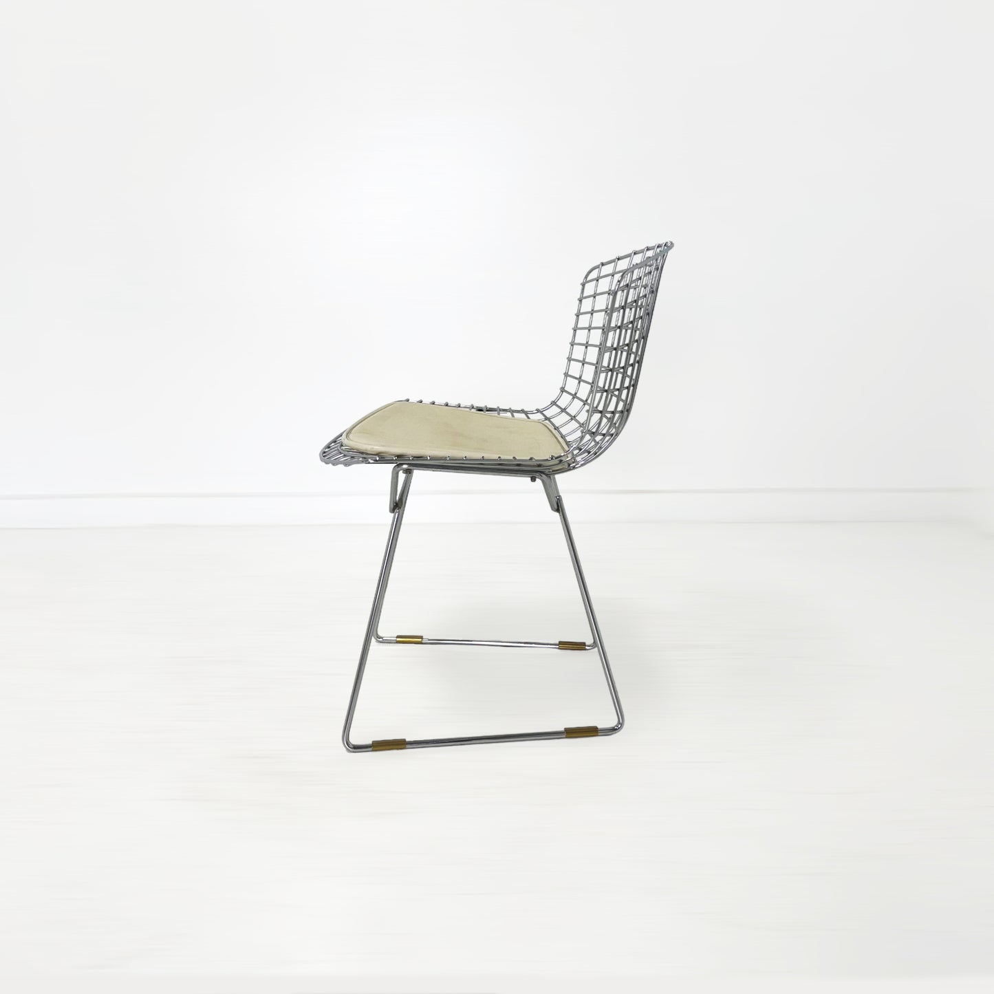 Harry Bertoia サイドチェア Model No.420