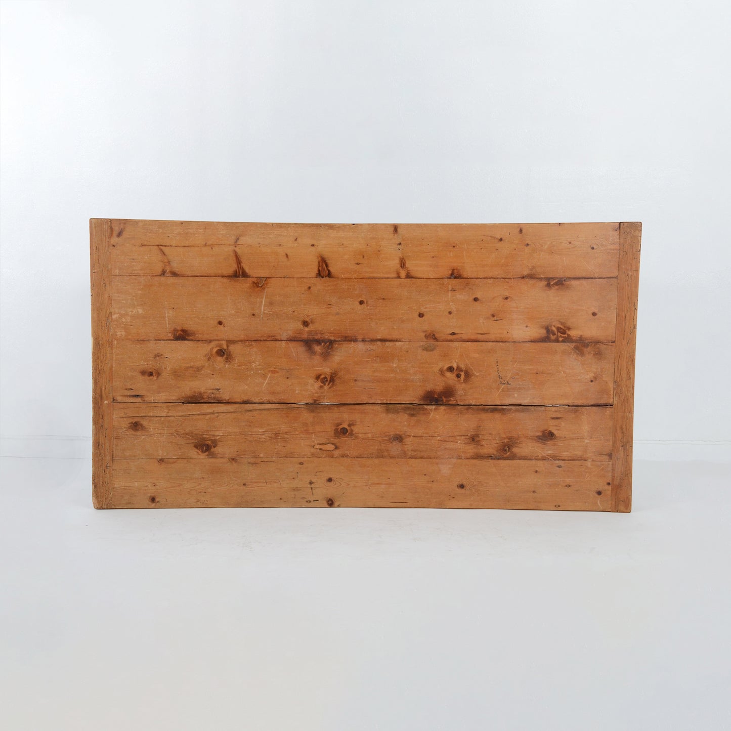 ダイニングテーブル