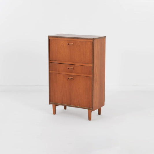 カクテルキャビネット