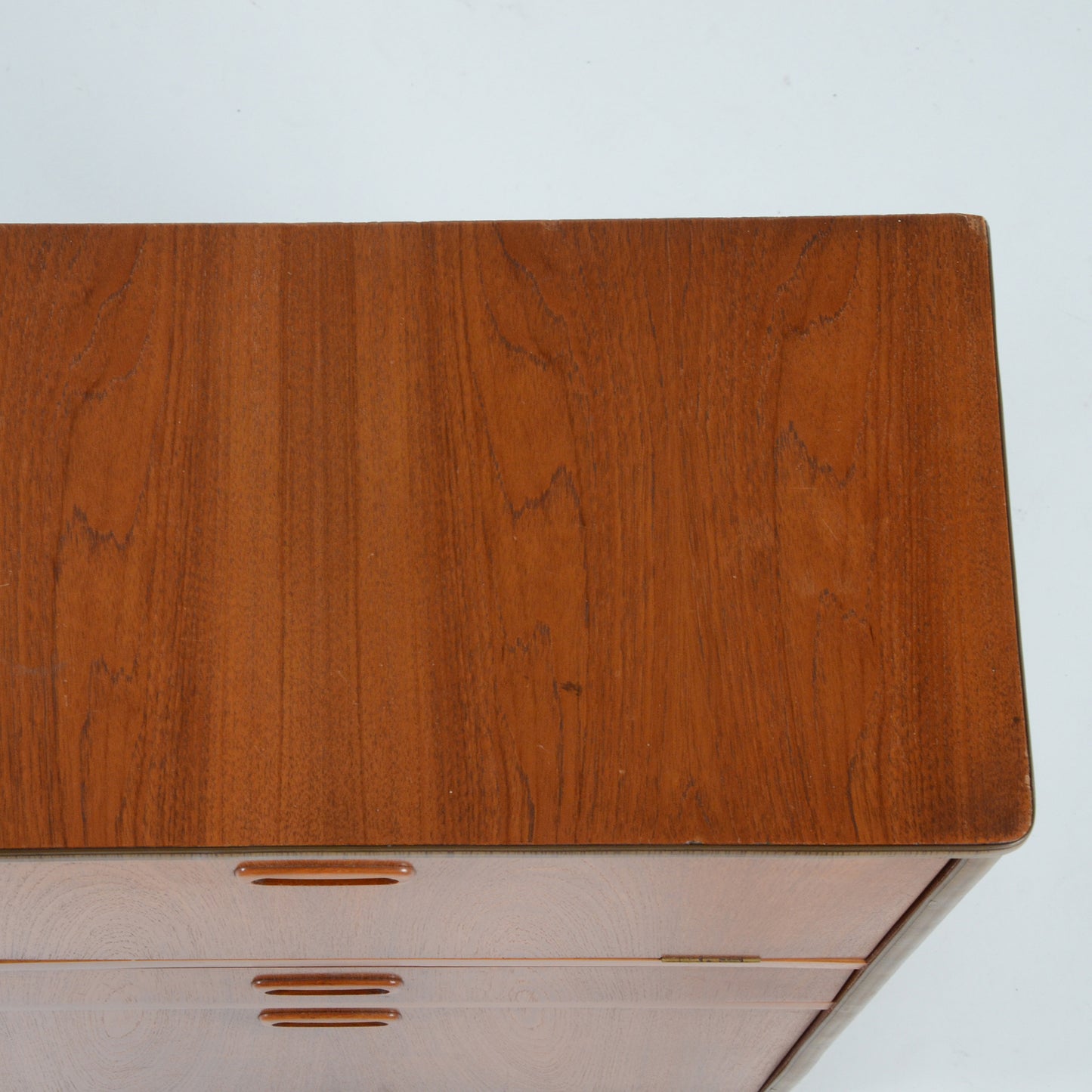 カクテルキャビネット