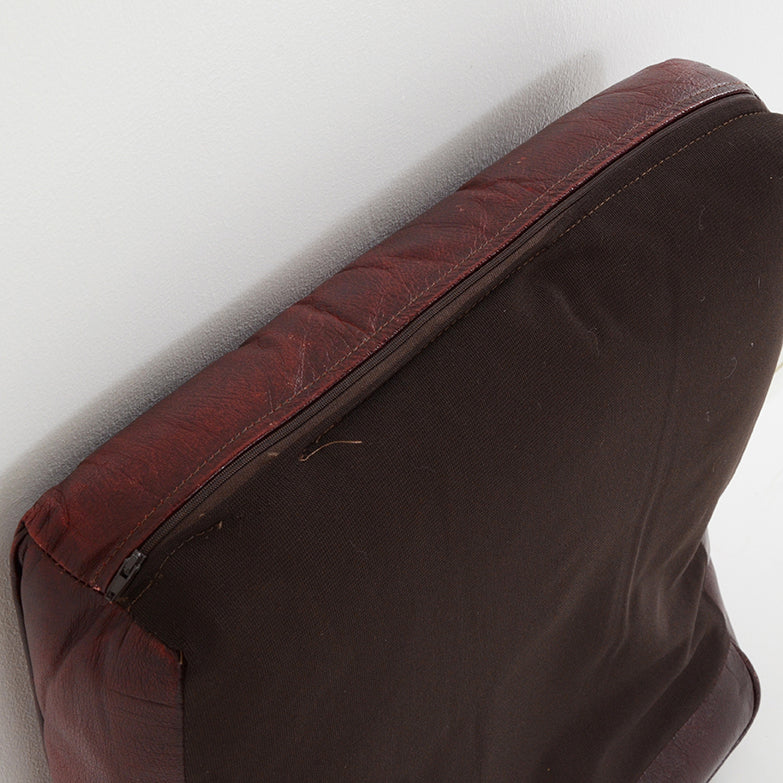 チェスターフィールド エセックス 3シーターレザーソファ