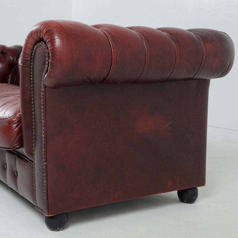 チェスターフィールド エセックス 3シーターレザーソファ