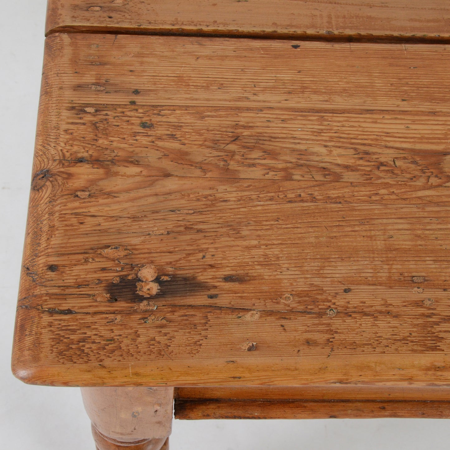 オールドパインテーブル