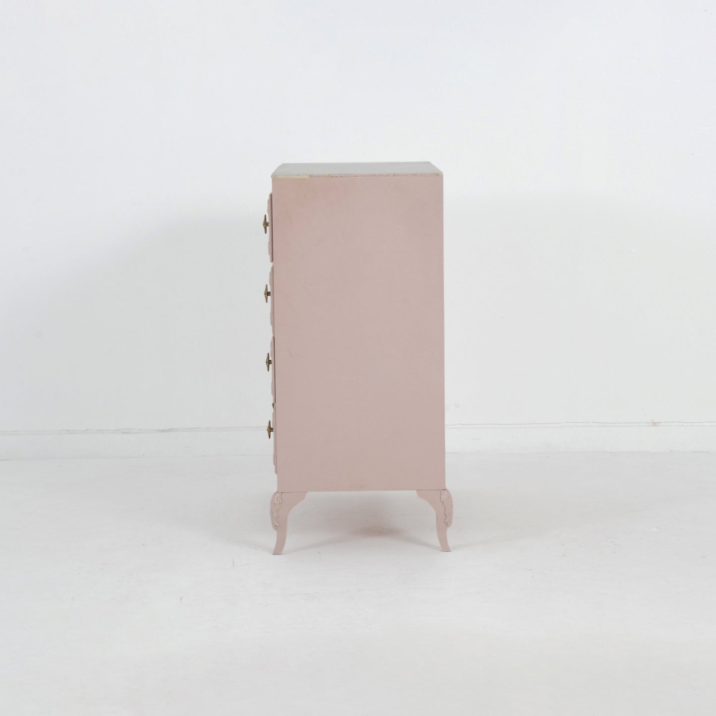 ピンクチェスト