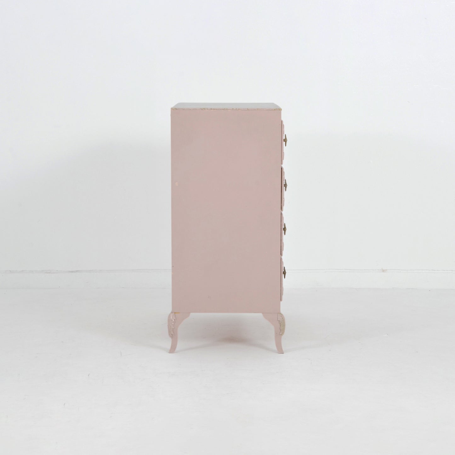 ピンクチェスト