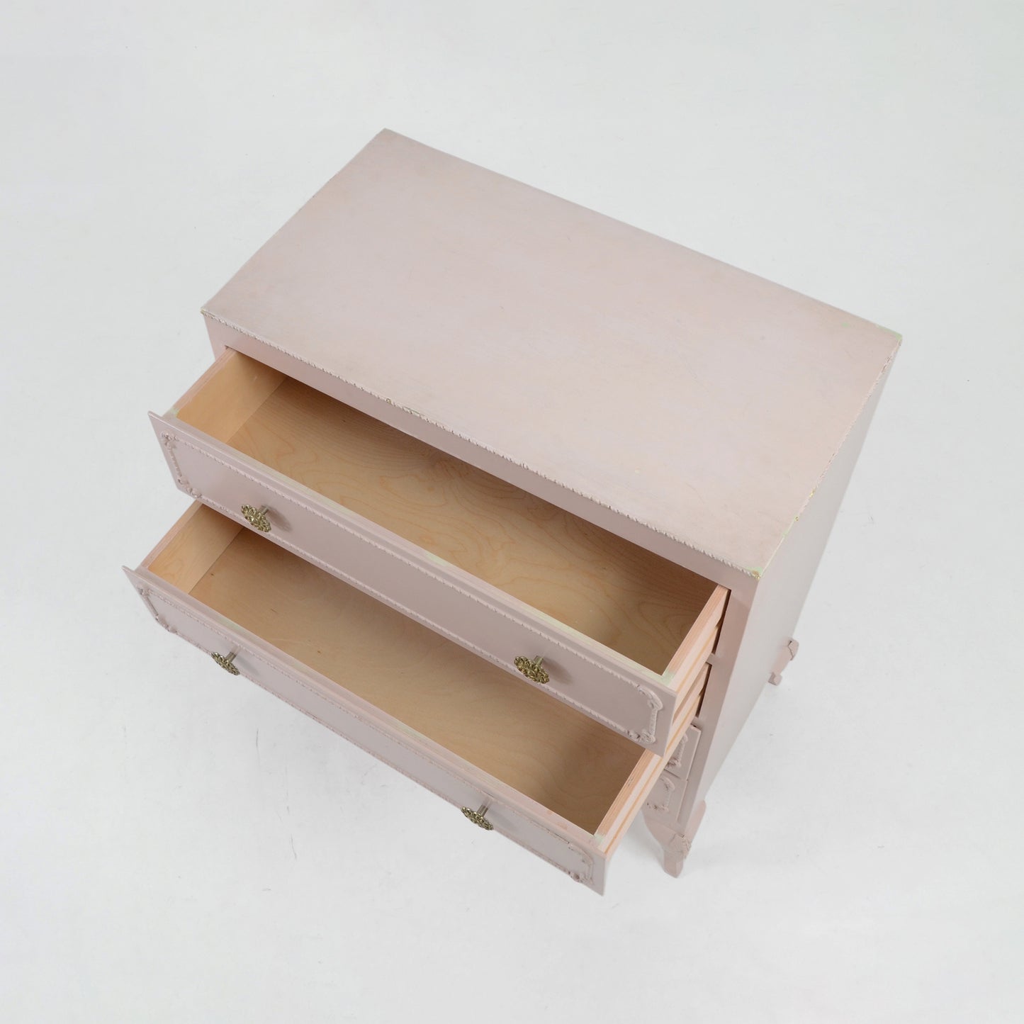 ピンクチェスト