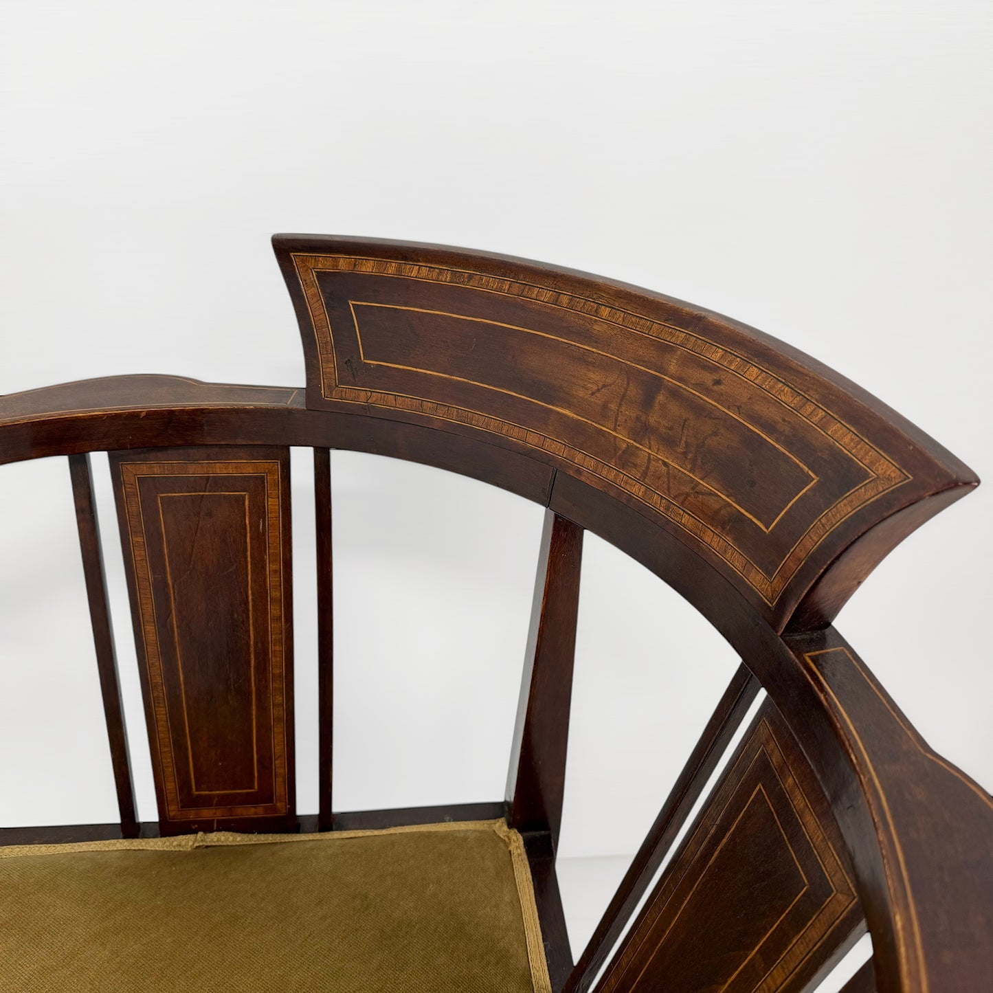 コーナーアームチェア