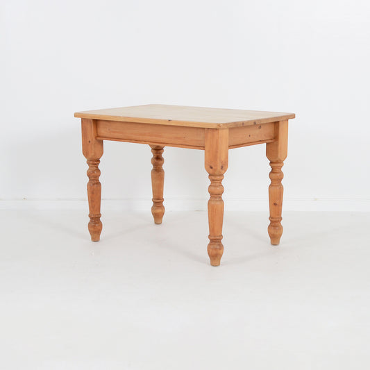 パインダイニングテーブル