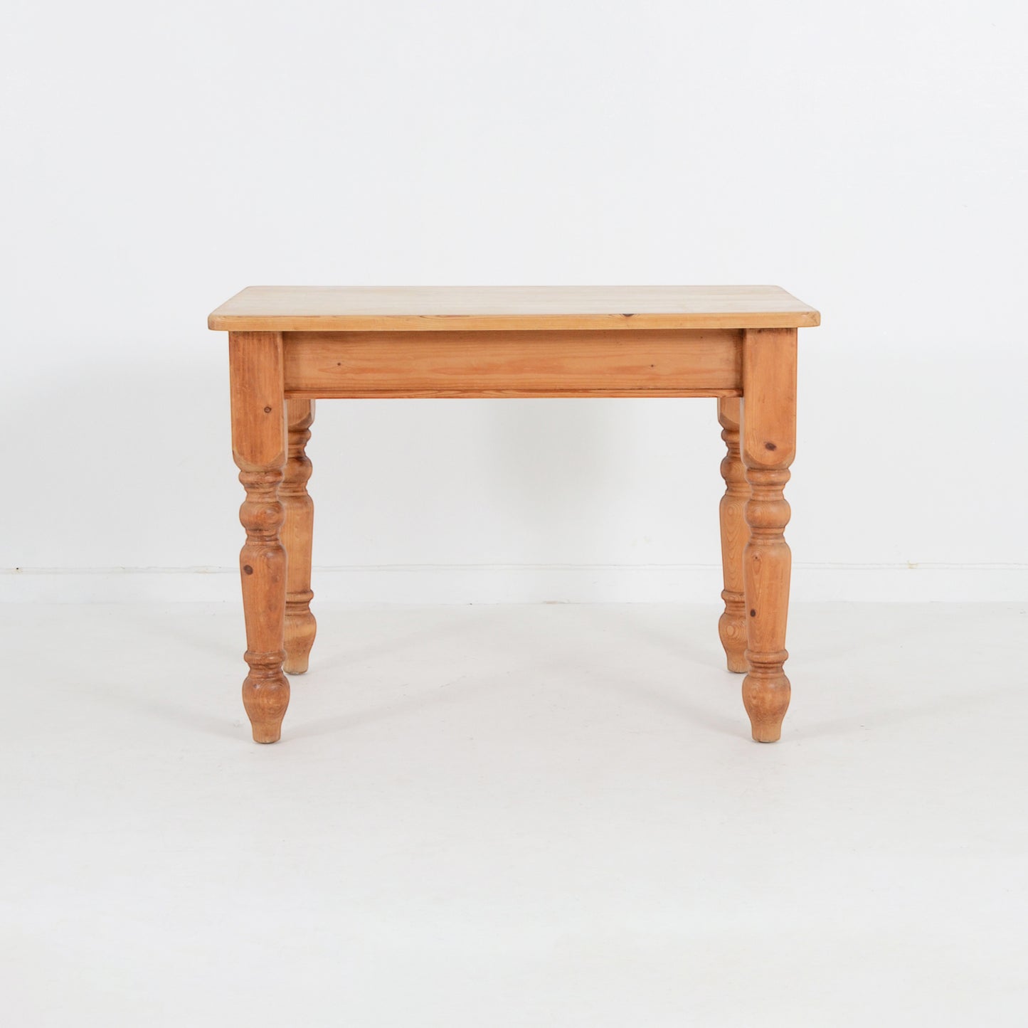 パインダイニングテーブル