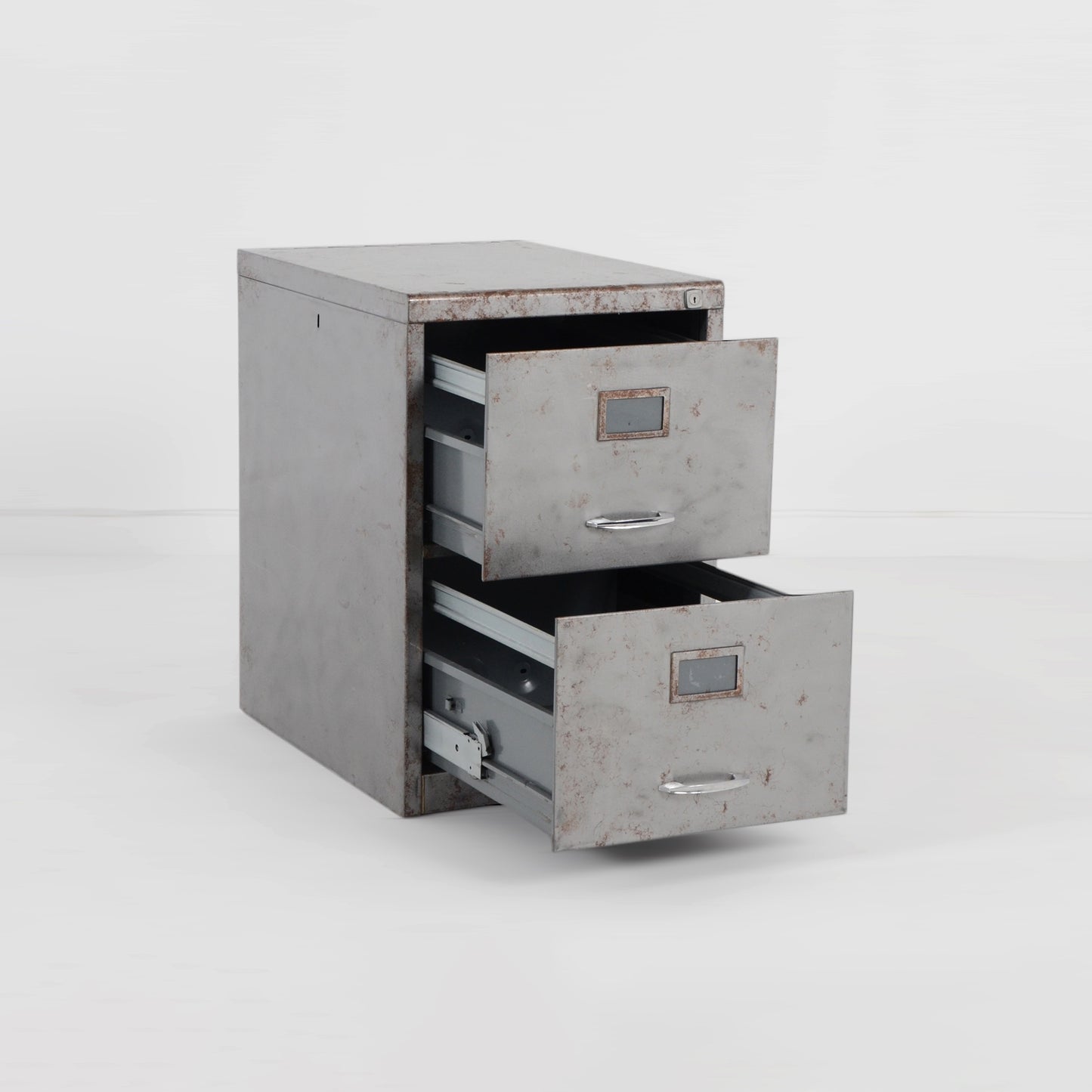 ファイルキャビネット