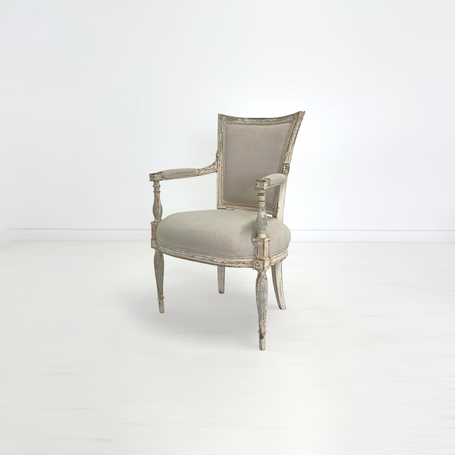 サロンアームチェア