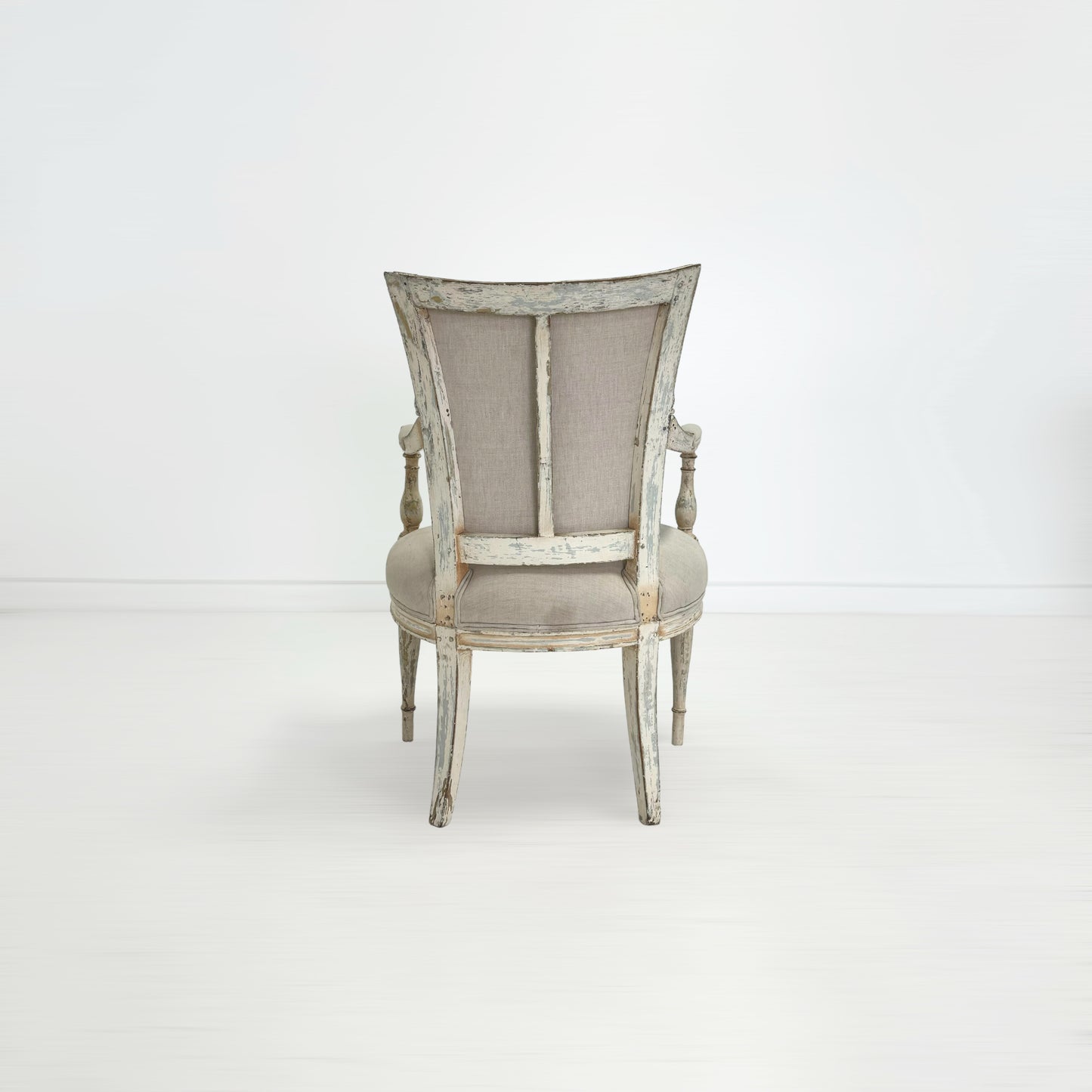 サロンアームチェア