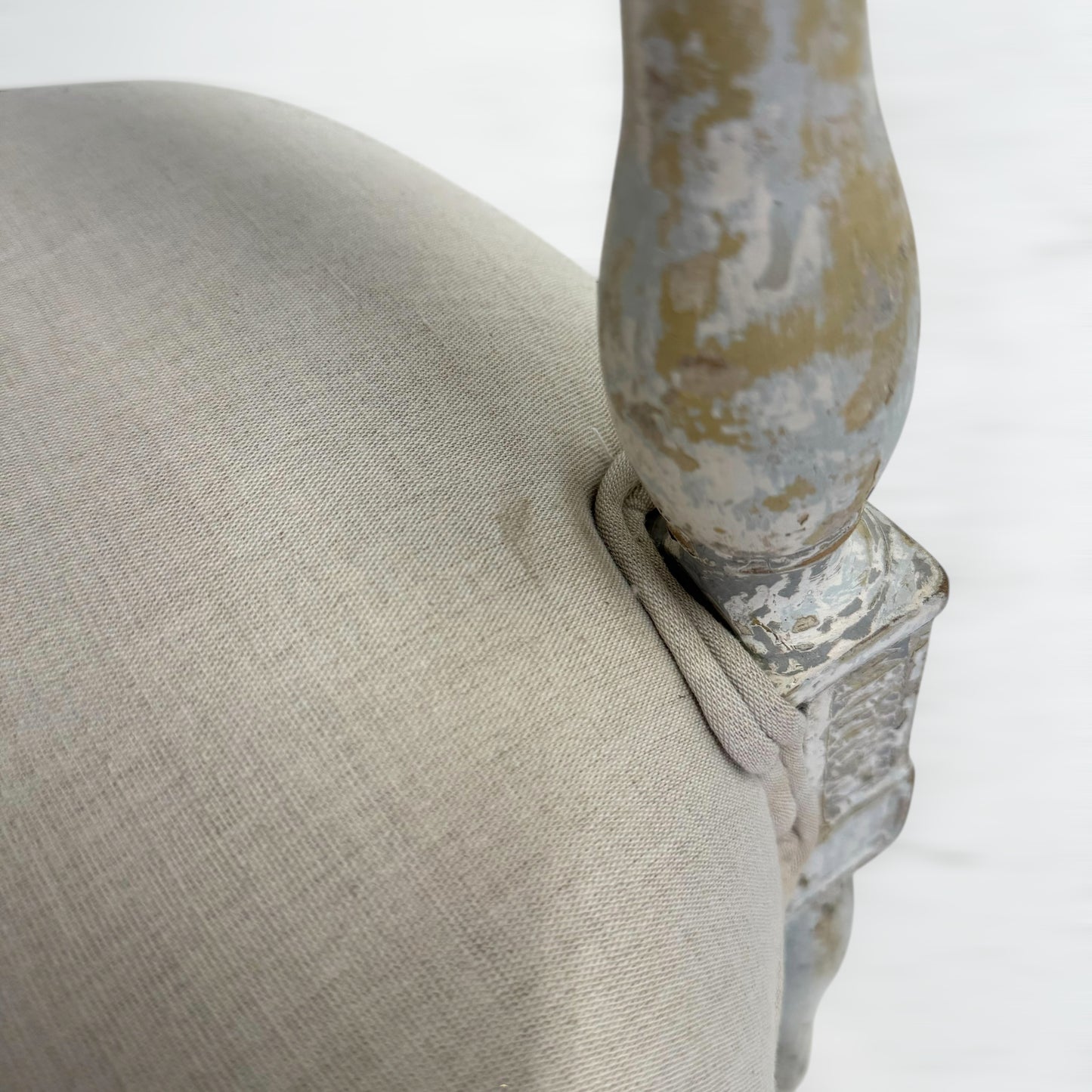 サロンアームチェア