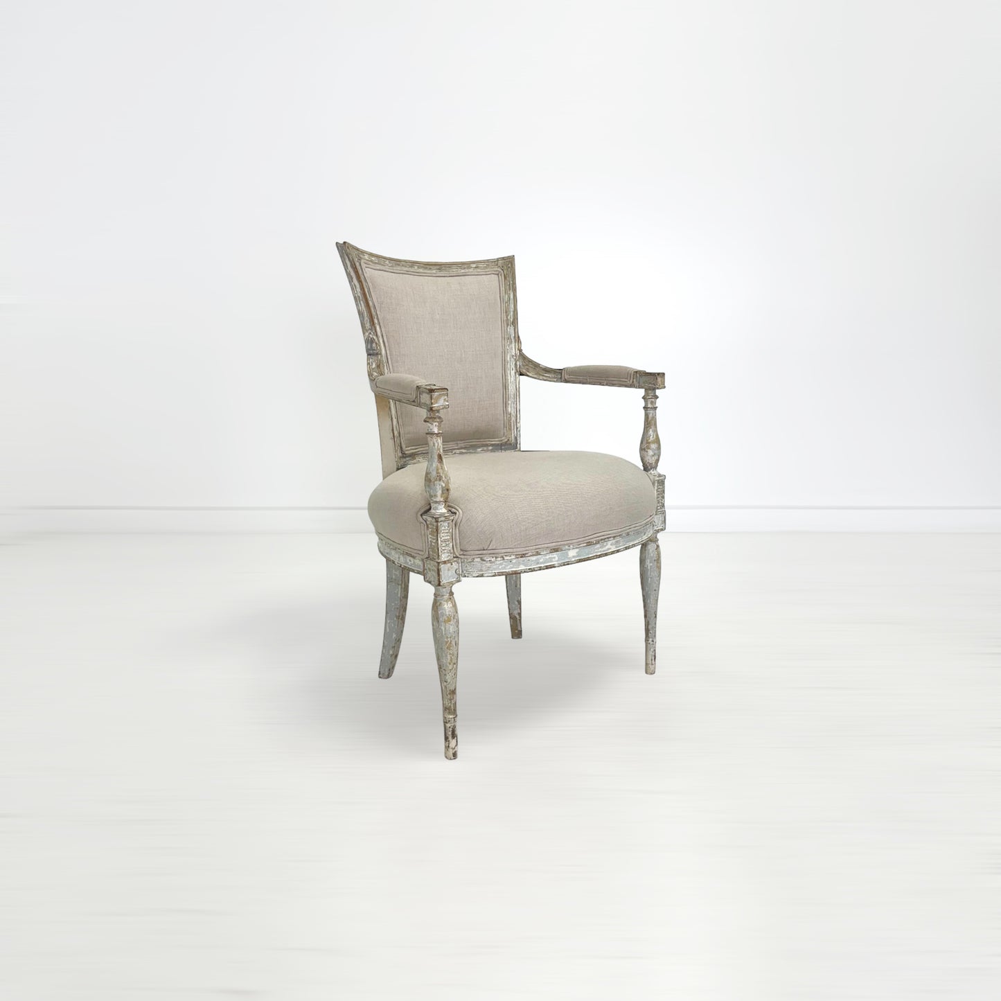 サロンアームチェア