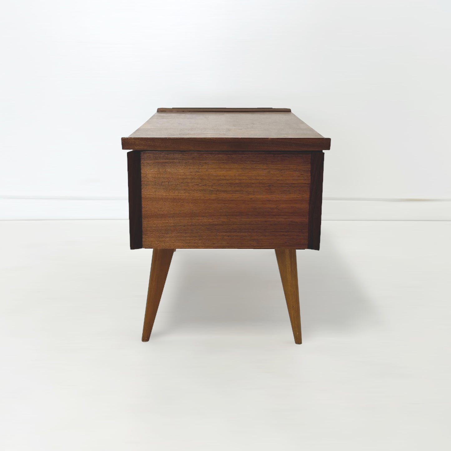 ソーイングテーブル