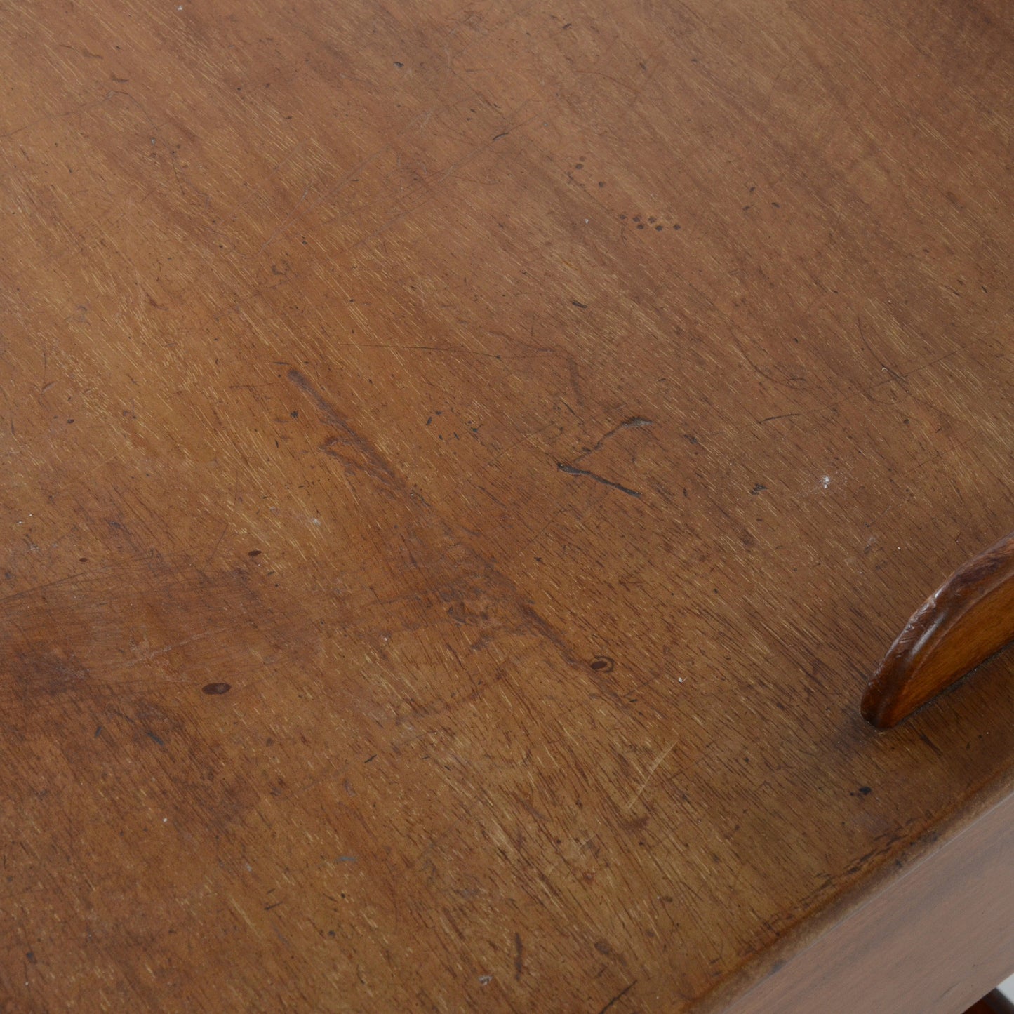 ダムウェイターテーブル