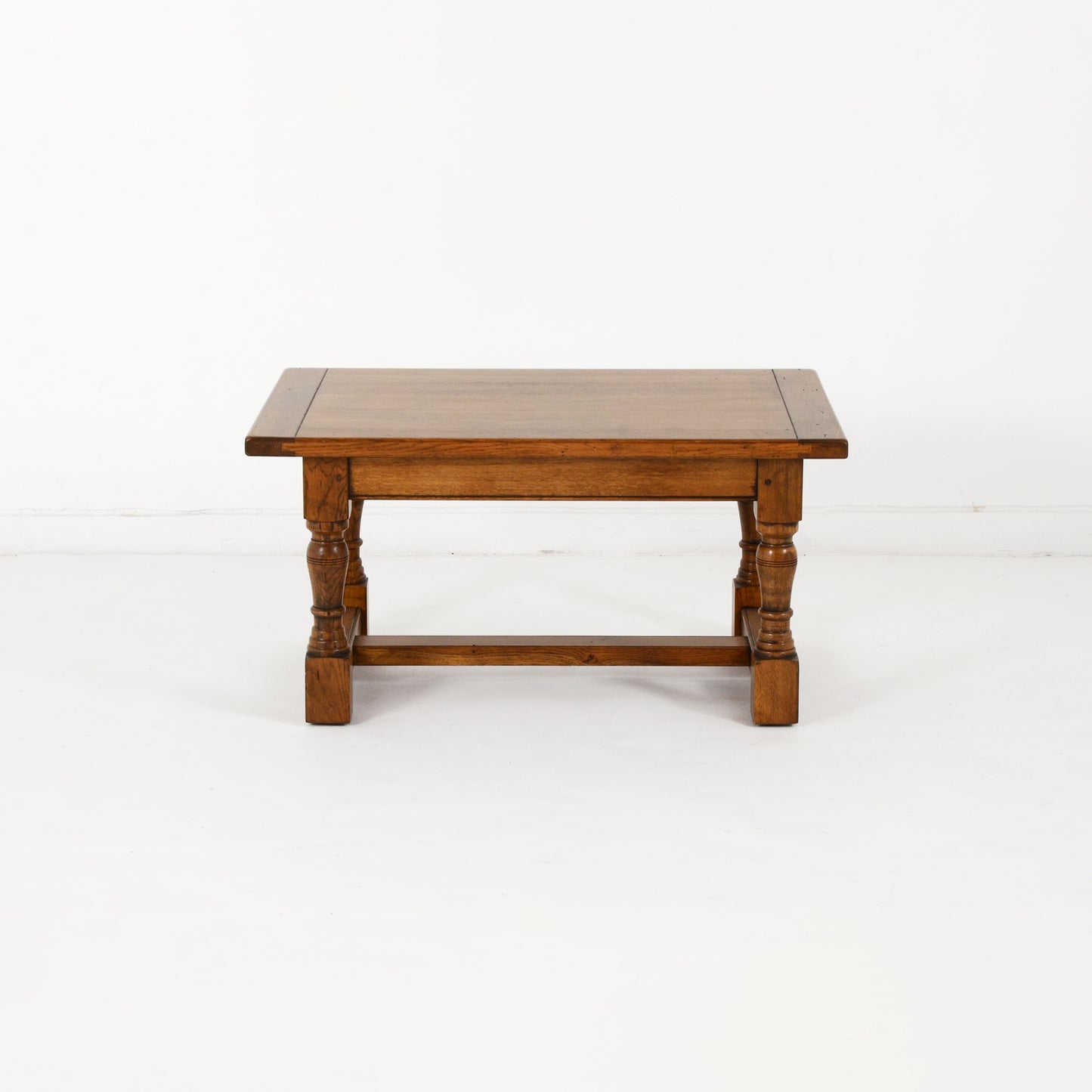 コーヒーテーブル