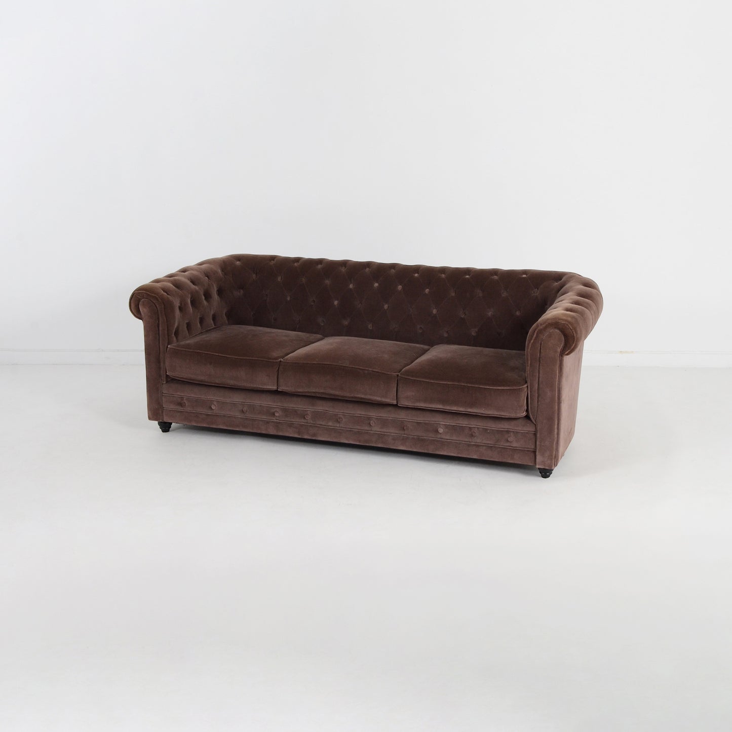 チェスターフィールド ベルベット3シーターソファ