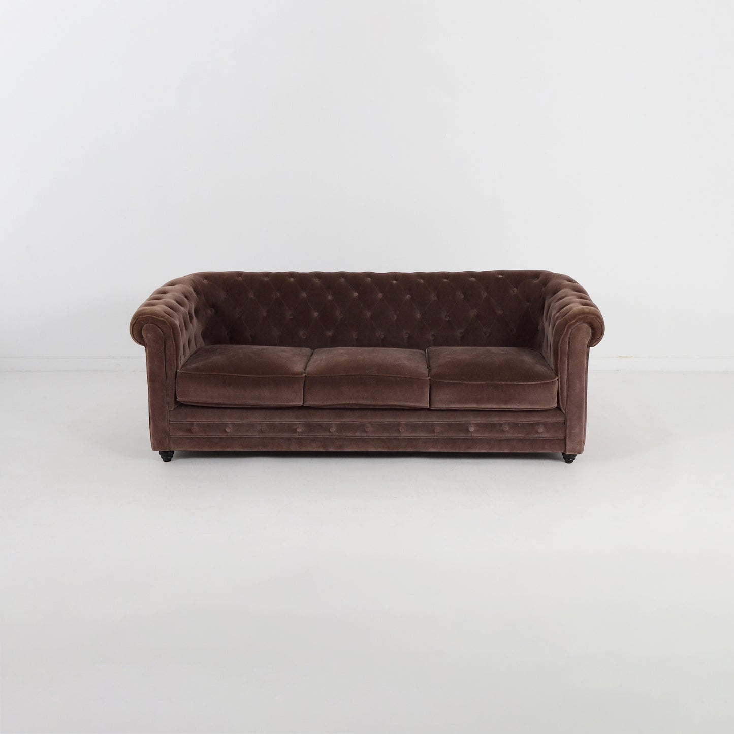 チェスターフィールド ベルベット3シーターソファ