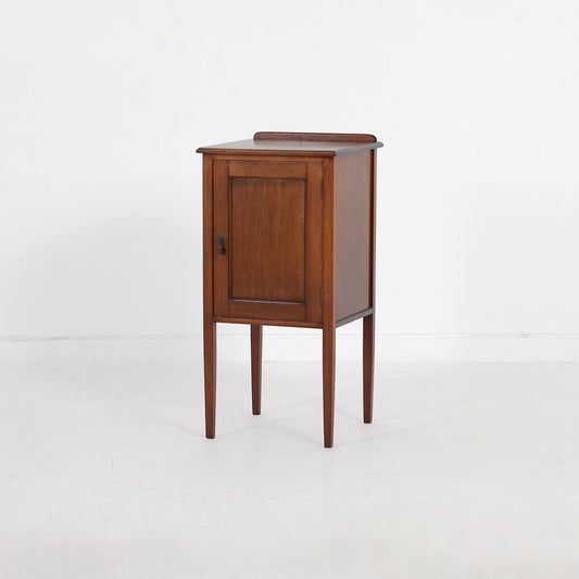 サイドチェスト