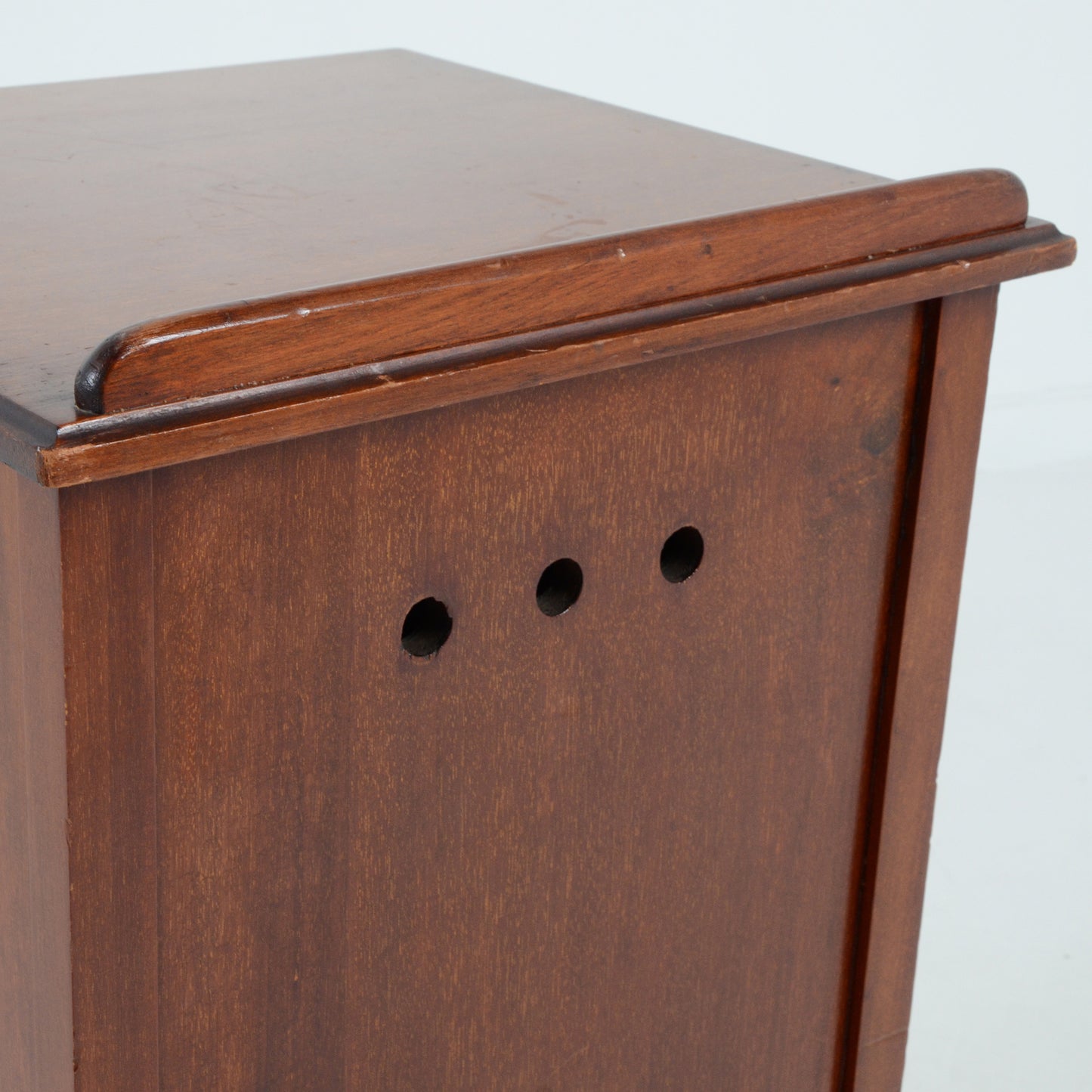 サイドチェスト